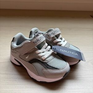 Nautica Toddler Unisex Sneakers Size 8 Gray Hook & Loop Strap Shoes NWT